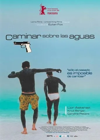 Póster de Caminar sobre las aguas (2004) con Hanns Zischler como Axel's Father