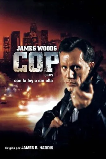 Póster de Cop, con la ley o sin ella (1988) con Helen Page Camp como Estelle Peltz