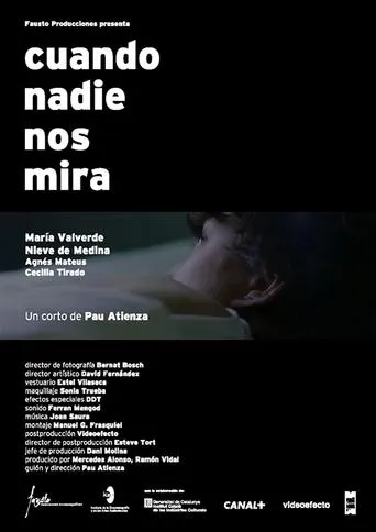 Póster de Cuando nadie nos mira