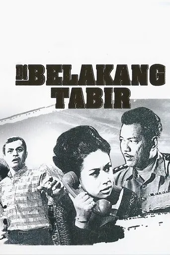 Póster de Di Belakang Tabir