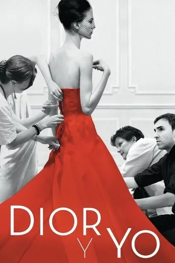 Póster de Dior y yo (2015) con Marion Cotillard como Self (uncredited)