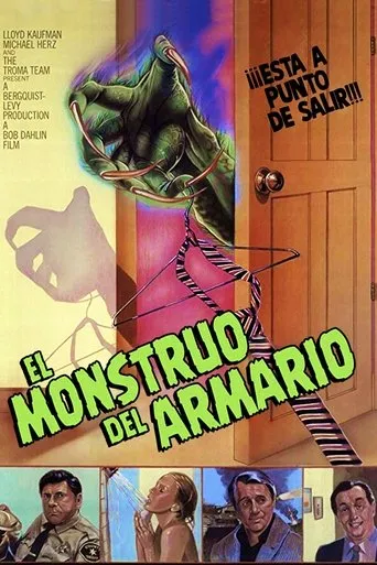 Póster de El monstruo del armario (1986) con Paul Walker como 'Professor' Bennett