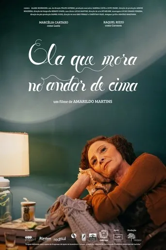 Póster de Ela que Mora no Andar de Cima