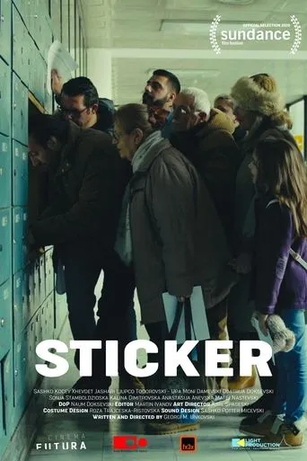 Póster de Etiqueta (2019) con Simeon 'Moni' Damevski como Police Officer