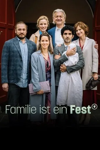 Póster de Familie ist ein Fest - Taufalarm