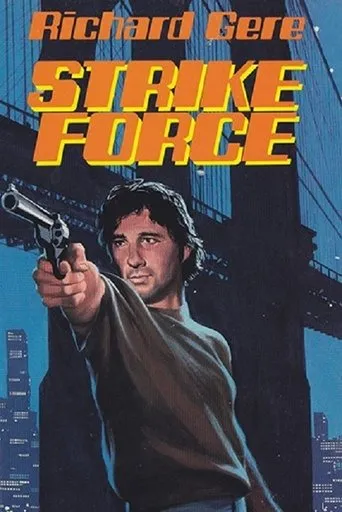 Póster de Fuerza de ataque (1975) con Allan Rich como Police Commissioner