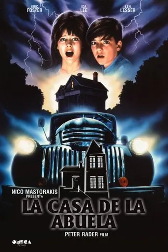 Póster de La casa de la abuela (1988) con Nico Mastorakis como Relay Judge