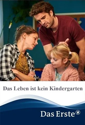 Póster de La vida no es un parvulario (2020) con Matthias Hungerbühler como Herr Lokowski