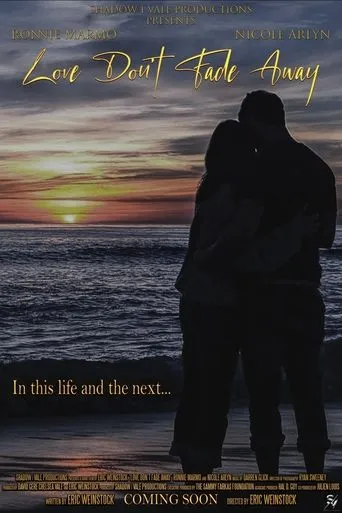 Póster de Love Don’t Fade Away