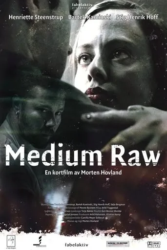 Póster de Medium Raw