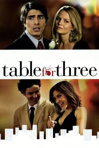 Póster de Mesa para Tres (2009) con Liza Lapira como Nerissa