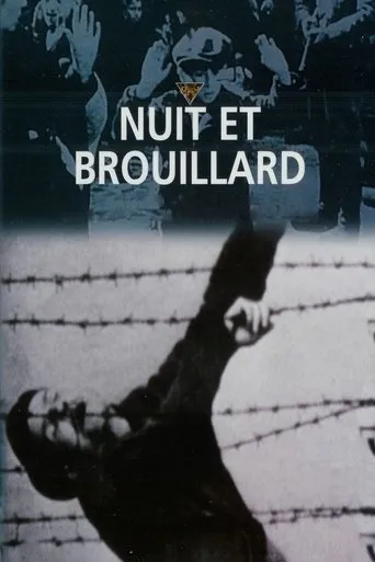Póster de Noche y niebla (1956) con Adolf Hitler como Self (archive footage) (uncredited)