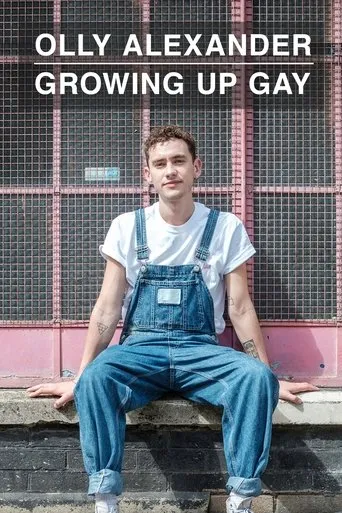 Póster de Olly Alexander: creciendo gay (2017) con Olly Alexander como Himself