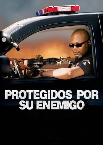 Póster de Protegidos por su enemigo (2008) con Regine Nehy como Celia Turner
