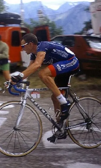 Póster de Road to Paris