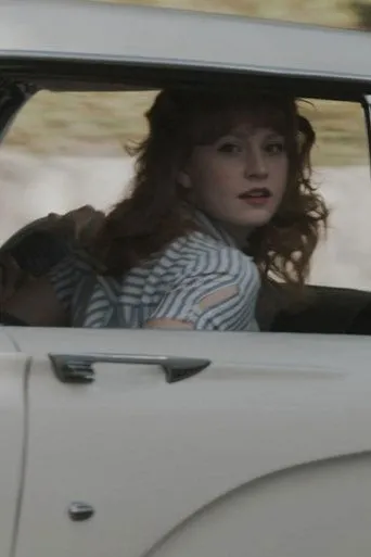 Póster de Strange To Me