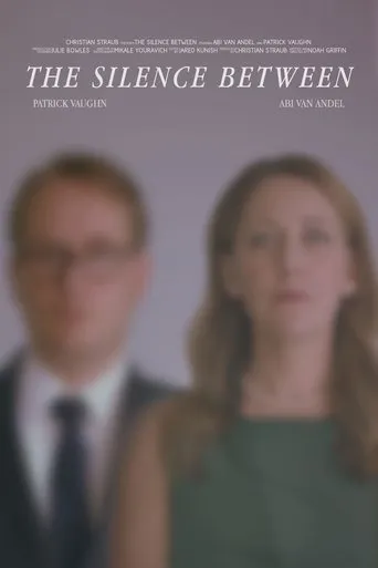 Póster de The Silence Between