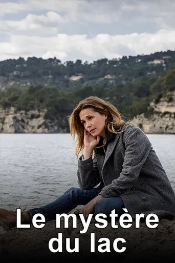Póster de la serie Desaparecidas en el lago